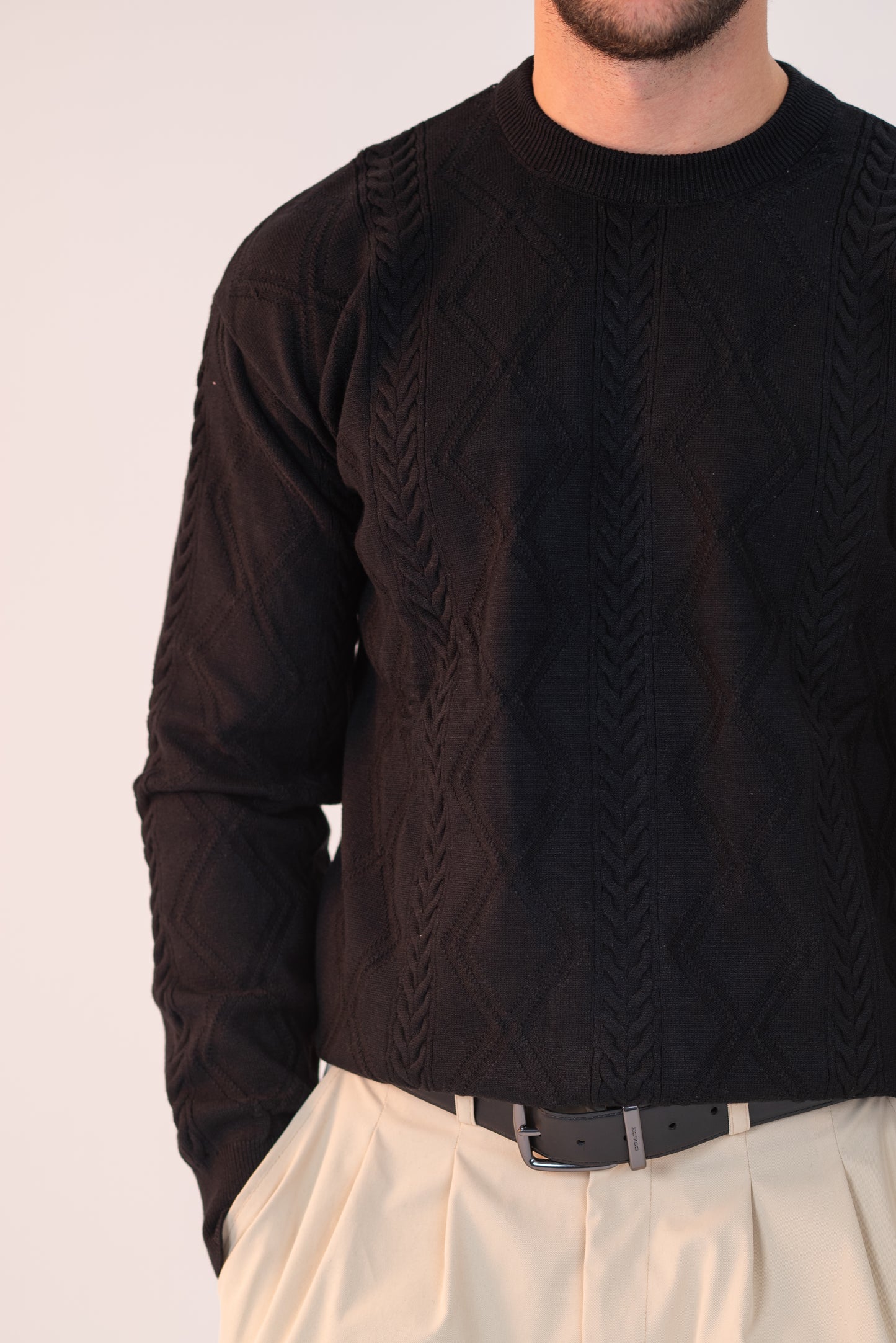 KNITTED PULLOVER BLACK