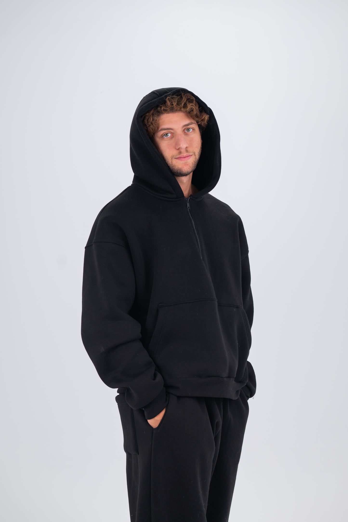ARABESK HOODIE BLACK